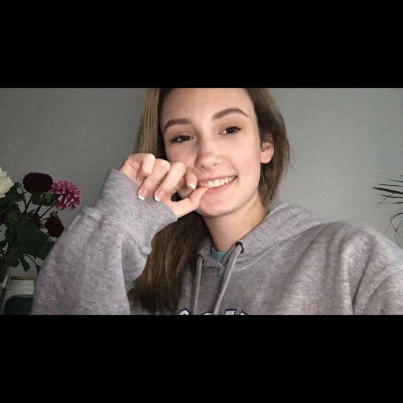 Meet your Posher, Anna - Picture 1 of 1